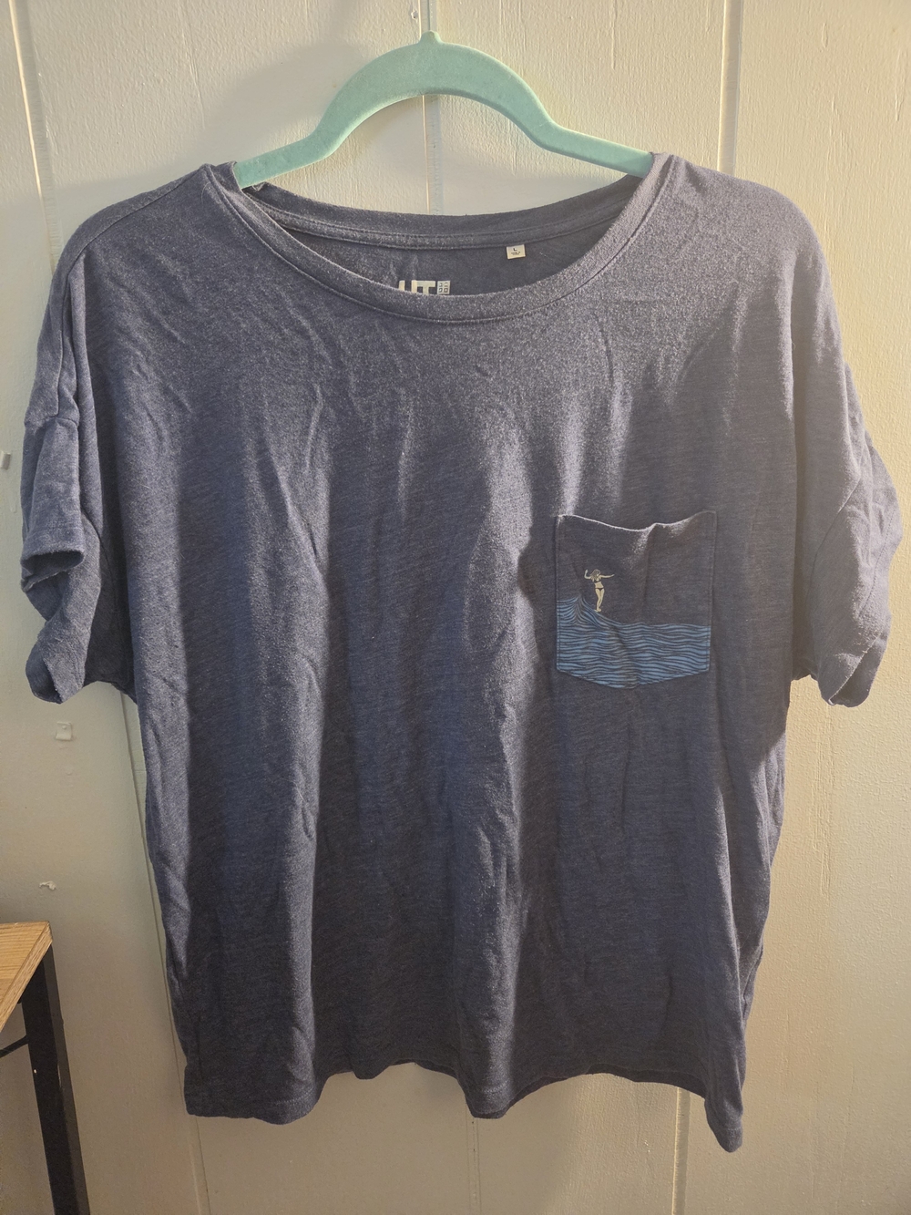 UNIQLO Blue T-Shirt